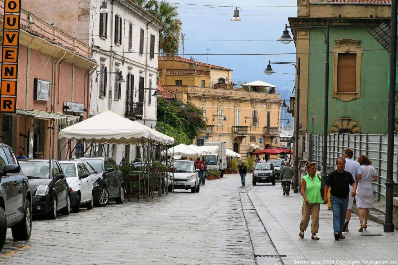 La Corte